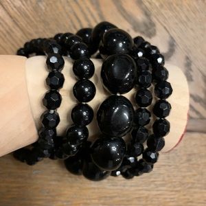 5pc black beaded bracelets